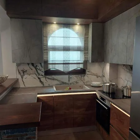 شقة Olympus Mythical سكوتينا